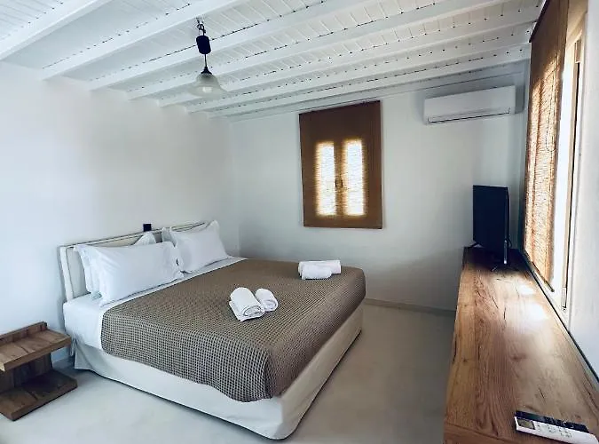 Myconian Sunset * Tagoo (Mykonos)